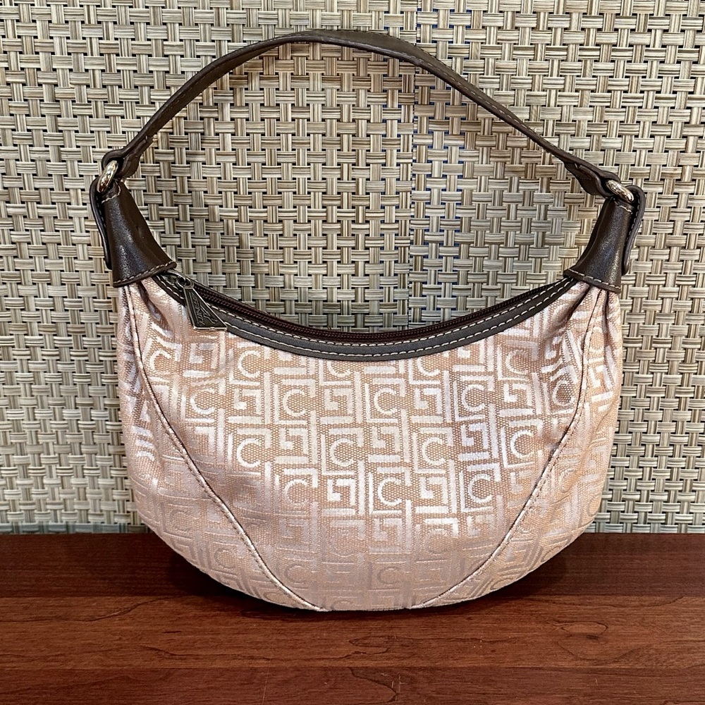 🌟HP🌟VTG 2000s Liz Claiborne Small Monogrammed Beige Fabric & Faux Leather Hobo
